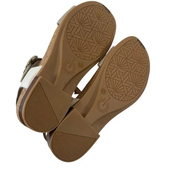 Brioso RANCHO Womens Cream/Metallic Sandals SZ 7.5M Leather Upper Buckle Closure