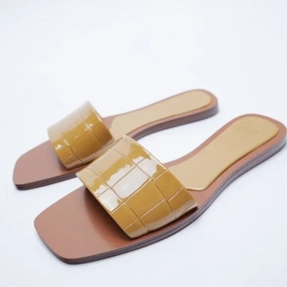 Brown Zara Patent Leather Slides Sandals Slip-Ons (NWT)