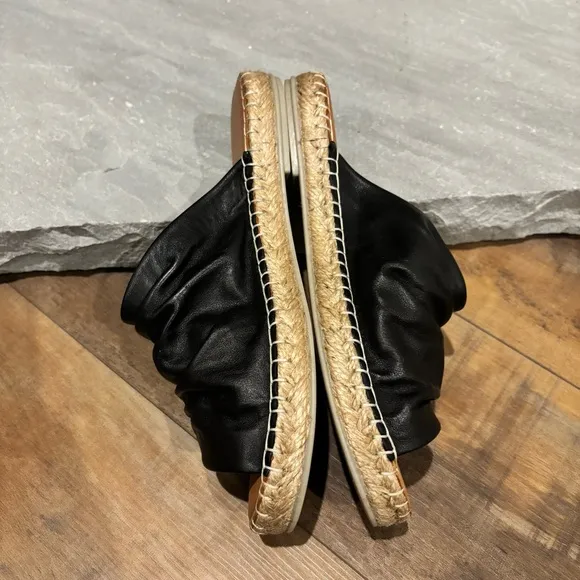 Bueno Nice Women Sz 40 US 9.5/10 Ruched Black Leather Slip on Espadrille Sandals