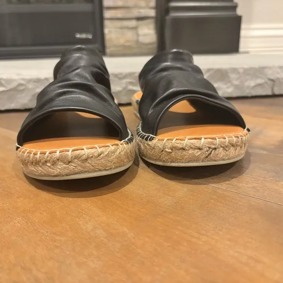 Bueno Nice Women Sz 40 US 9.5/10 Ruched Black Leather Slip on Espadrille Sandals