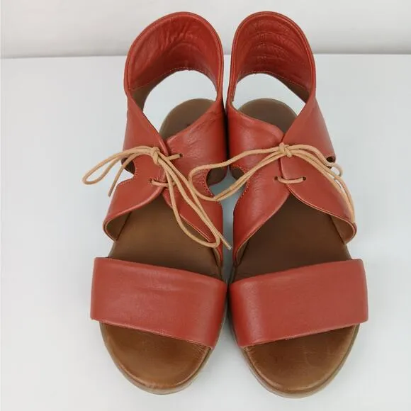 Bueno Yara SZ 40 9.5 Sandals Brick Red