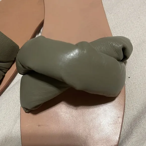 byJAMES Liora Sandal