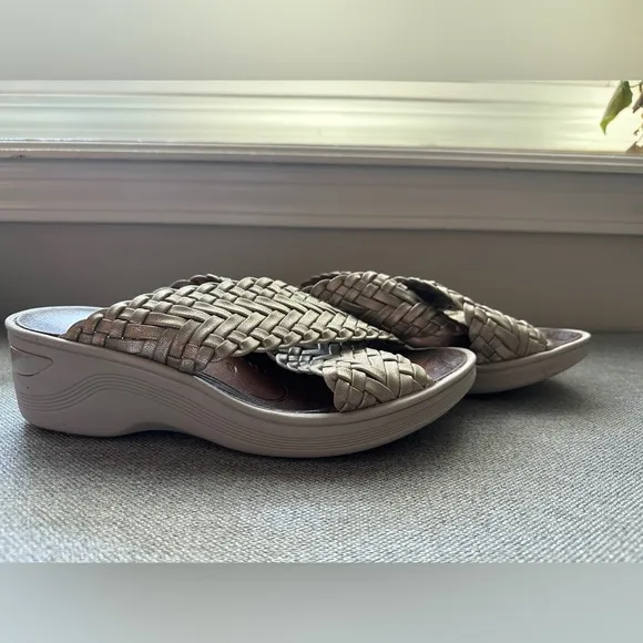 Bzees Dainty Silver Braided Slide Sandals