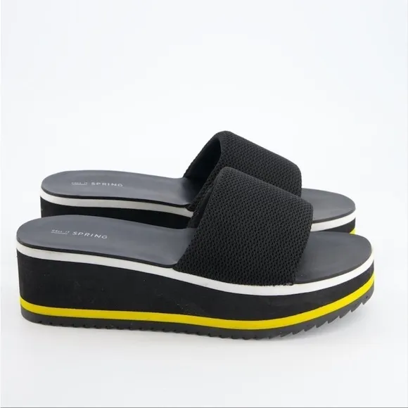 Call It Spring Macy’s Larelasien platform slip on sports sandals Sz-7.5   A