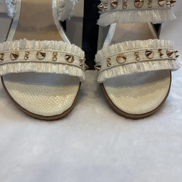 Camel Threads Women's Size 8 Blair Pearl Fridge Spike Sandal