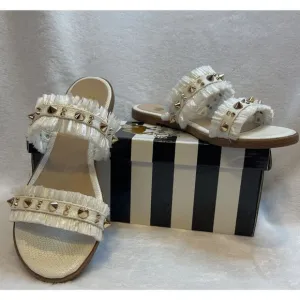 Camel Threads Women's Size 8 Blair Pearl Fridge Spike Sandal