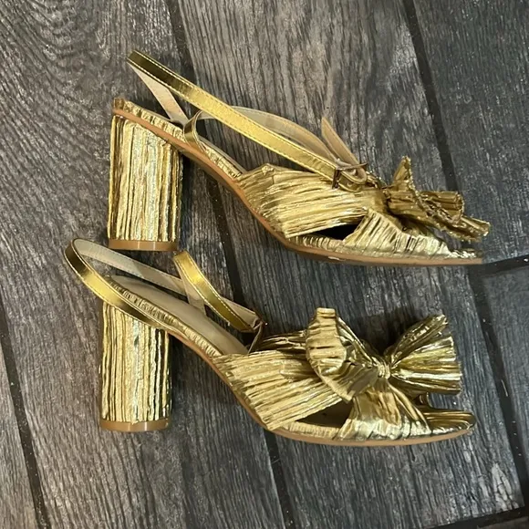 Camellia bow-embellished lamé sandals