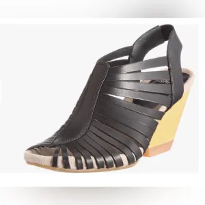 Camper Women “Rachel Wedge Sandals Sz. 39/8.5US Black EUC with Strappy Design