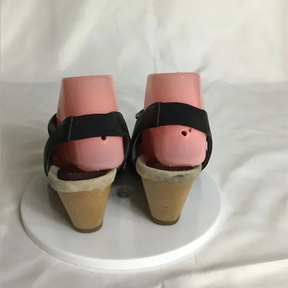 Camper Women “Rachel Wedge Sandals Sz. 39/8.5US Black EUC with Strappy Design