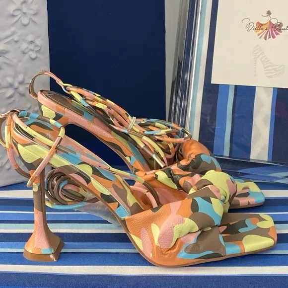 Cape Robbin multicolor camo square toe knotted strappy  high heel sandals sz 10