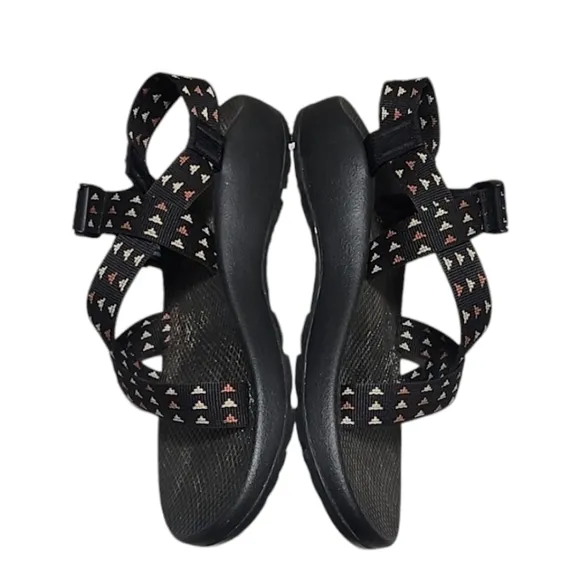 CHACO Lowdown Sandal Mens 11 Black Adjustable Strappy Hiking Hippie Travel