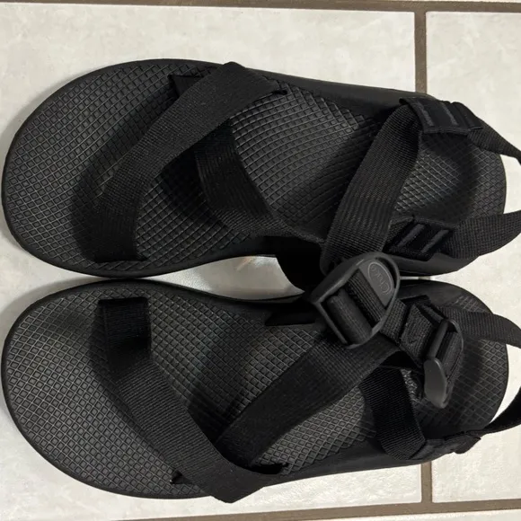 Chaco Men's Black Cloud Z Classic Hiking Sport Sandals Size 9
