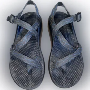 Chaco Men’s Size 11 Blue Black Geometric Z Cloud 2 Sandals