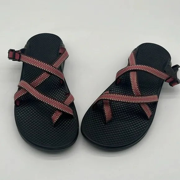 Chaco Pink White Striped Zong Z-2 Sandals Women Size 8 BLEMISH
