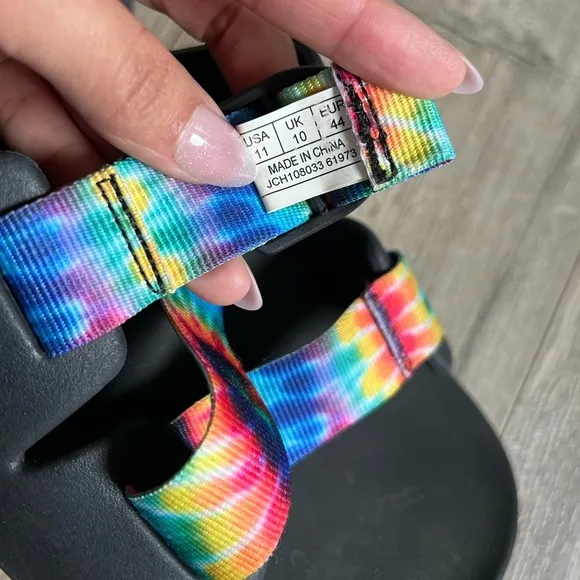 CHACO Rainbow Tie Dye Slide Sandals Size 11