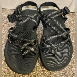 Chaco Sandals Womens Sz 7 Z/2 Casual Classic Strappy Flats Comfort Black