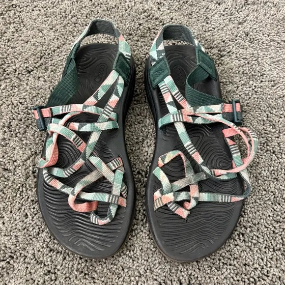 Chaco Strappy Hiking Outdoor Sandals W7