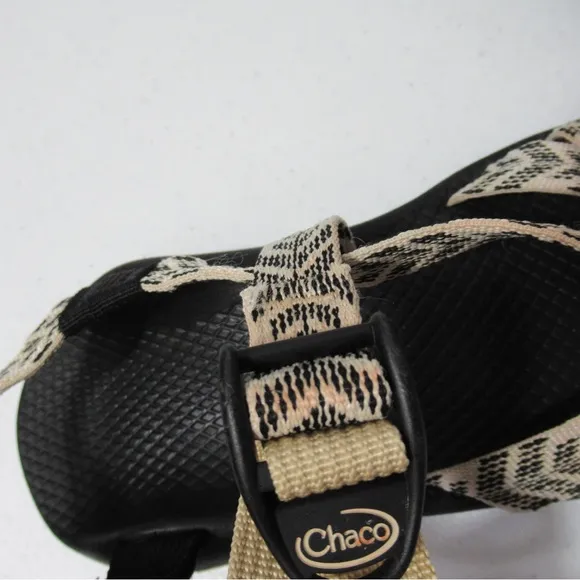 Chaco Women's Z/2 Classic Sandals Trine Black/White Size 6 Hiking Outdoors