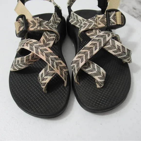 Chaco Women's Z/2 Classic Sandals Trine Black/White Size 6 Hiking Outdoors