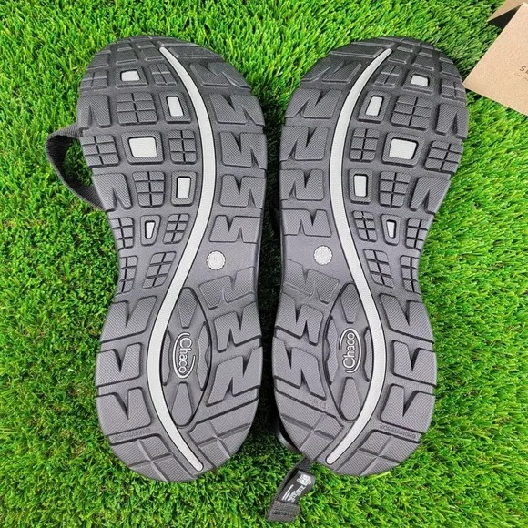 Chaco ZVOLV Mens Size 13 Sport Water Hiking Z/ Sandals Adjustable Black J105085