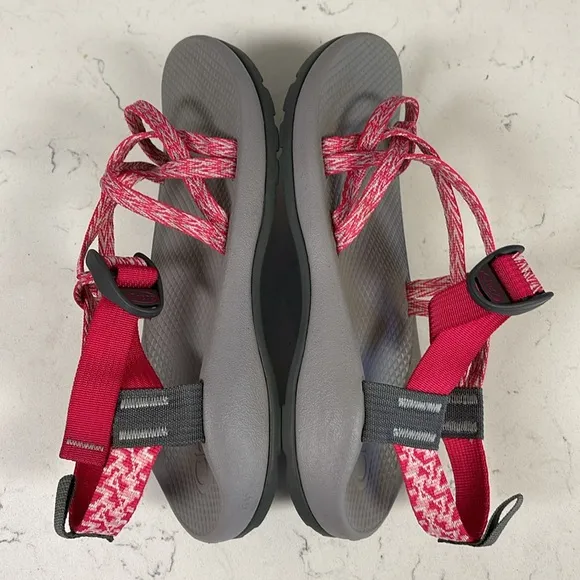 Chaco ZX1 Ecotread Sandal (Big Kid) Size 6 - Girls Rend Pink - Good Condition