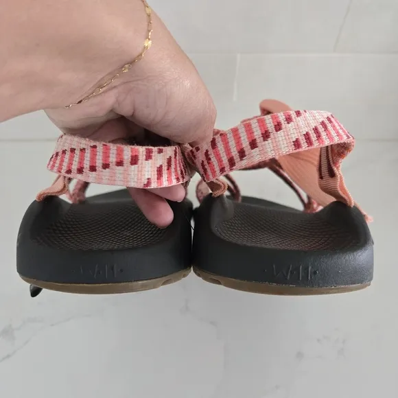 Chaco ZX/2 Classic Unaweep Double Toe Strap Athletic Hiking Sandals Peach Sz 11