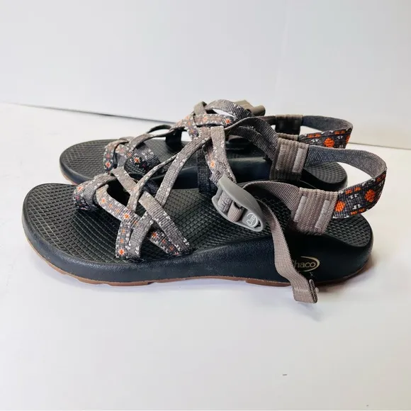 CHACO ZX/2 GRAY ORANGE TOE SPORTS SANDALS SIZE 9 EUC
