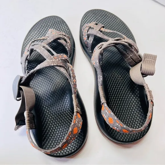 CHACO ZX/2 GRAY ORANGE TOE SPORTS SANDALS SIZE 9 EUC