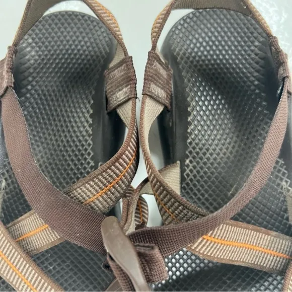CHACOS Mens Size 9 Brown Orange Vibram Bottom Summer Hiking Water Sports Sandals