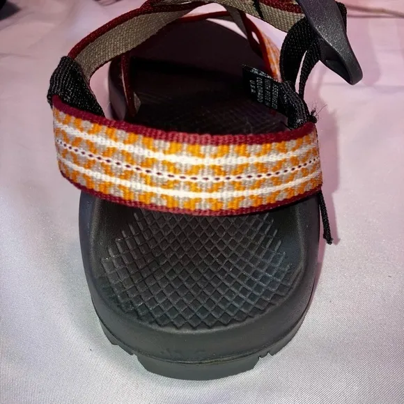 CHACOS Z1 Classic Men’s 6 or Women’s 8 Outdoor Sandals SuperGrip LUVseat Cushion