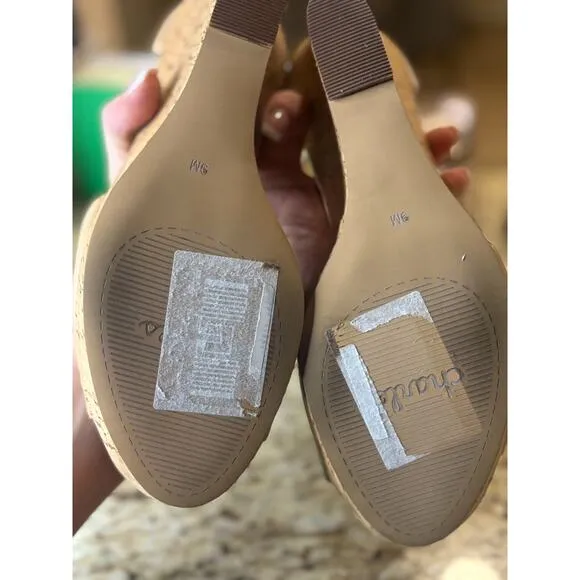 Charles by Charles David Lois Platform Wedge Sandal Beige Size 9