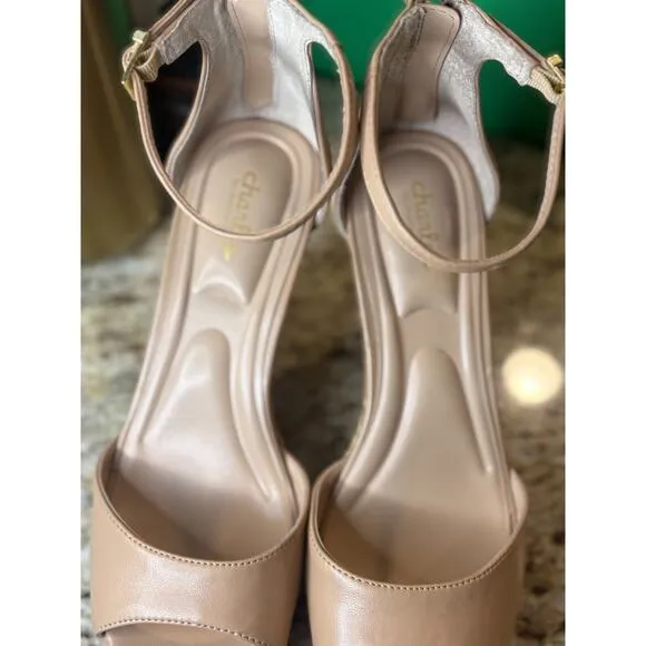 Charles by Charles David Lois Platform Wedge Sandal Beige Size 9