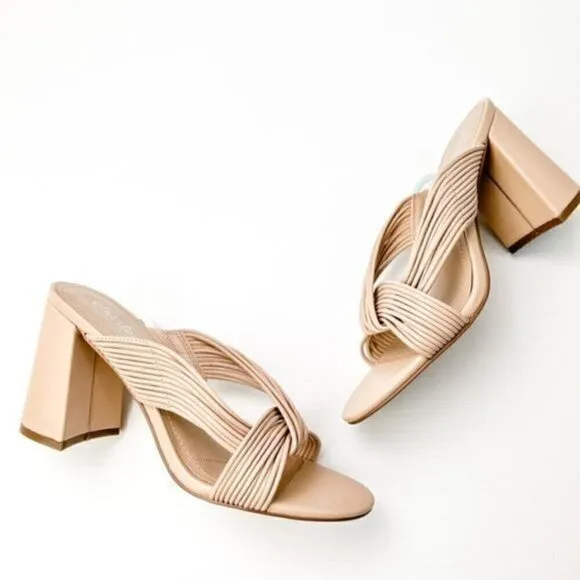 Charles David Sandals womens size 9 Razzle beige leather block heel