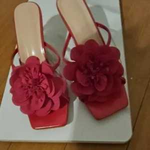 Chic Pink Sandals with Floral Accents