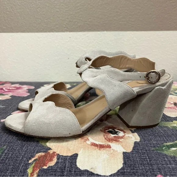 Chloe Suede open toe scalloped heeled ankle strap sandals size 38
