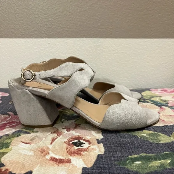 Chloe Suede open toe scalloped heeled ankle strap sandals size 38