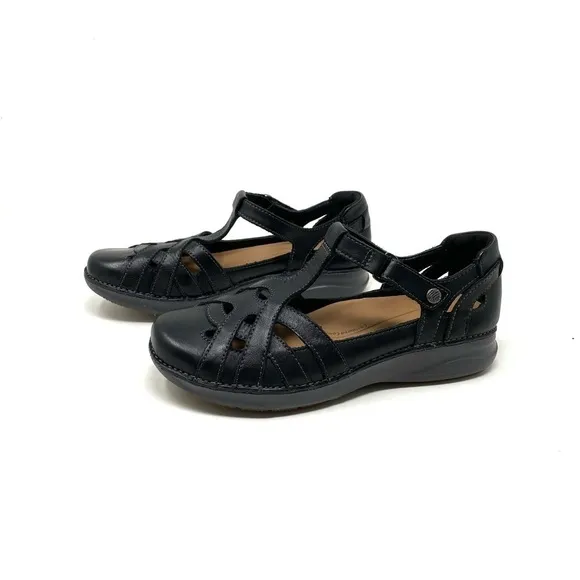 Clarks Appley Way Black Leather Sandals 64683