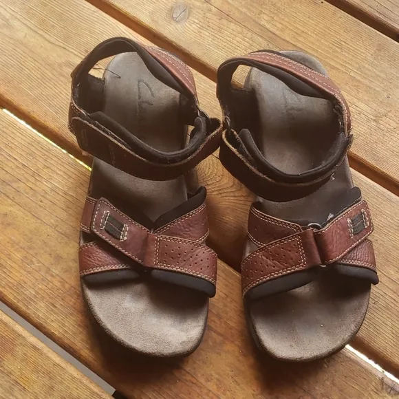 CLARKS Brown Leather Men's Keating Sporty Sandals sz 9 Style 78333
