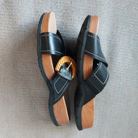 Clarks Collection Women's Leather Reileigh Bay CrissCross  Sandals Sz-7.5 NWOT