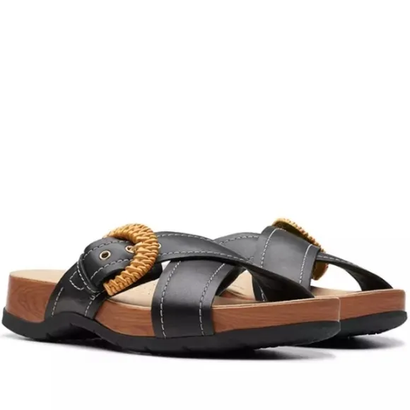 Clarks Collection Women's Leather Reileigh Bay CrissCross  Sandals Sz-7.5 NWOT