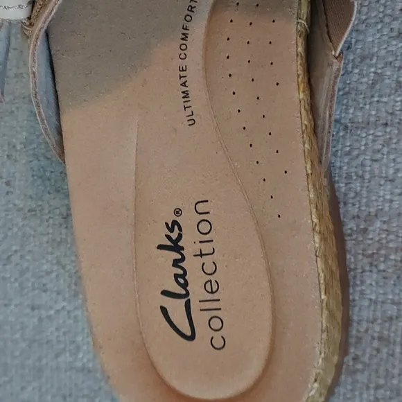 Clarks Collection Women's Leather Reileigh CrissCross Strap Sandals Sz-7.5 NWOT