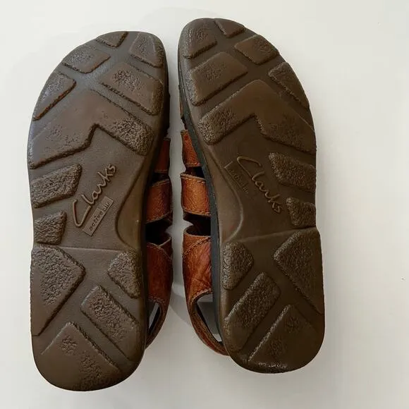 Clarks Fisherman Sandals Size 11 Brown Leather Buckle