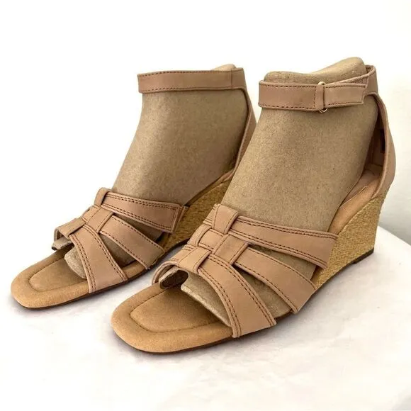 Clarks Kyara Joy Wedge Sandal 8.5 New in Box