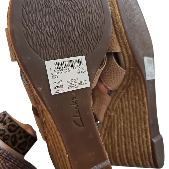 Clarks Lafley Krissy Ankle Strap Wedge Sandals sz 9.5 new tan SH181