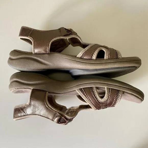 Clarks Leather Bronze Metallic Inmotion Quaid Slingback Strappy Sandals 6.5M
