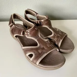 Clarks Leather Bronze Metallic Inmotion Quaid Slingback Strappy Sandals 6.5M