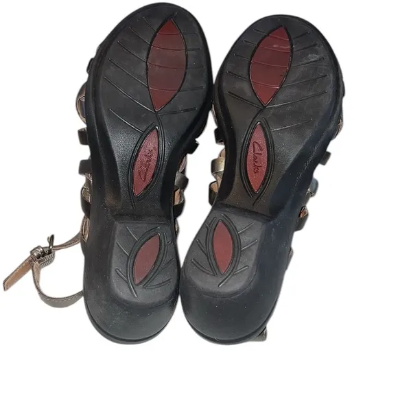 Clarks Leather Gold Metallic Strappy Sandals Size 9 W