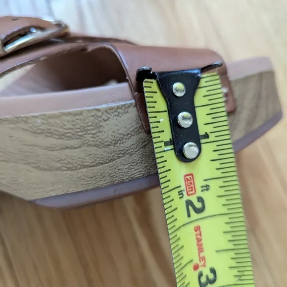 Clarks Sivanne Walk Sandal Leather Tan and Brown Wedge Sandals Womens 9.5