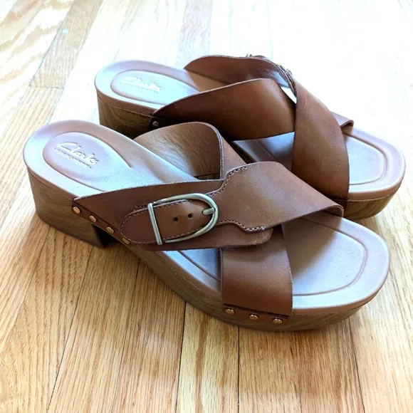 Clarks Sivanne Walk Sandal Leather Tan and Brown Wedge Sandals Womens 9.5