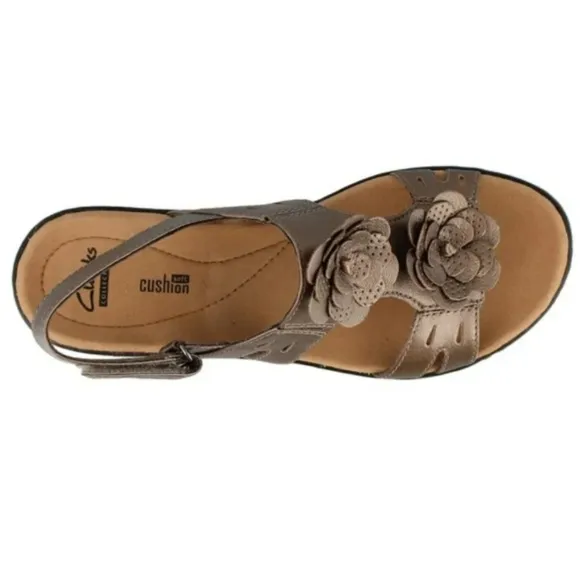 Clark's (Size 7.5) Pewter Metallic &quot;Leisa Claytin&quot; Open Toe Sandals (NEW in Box)
